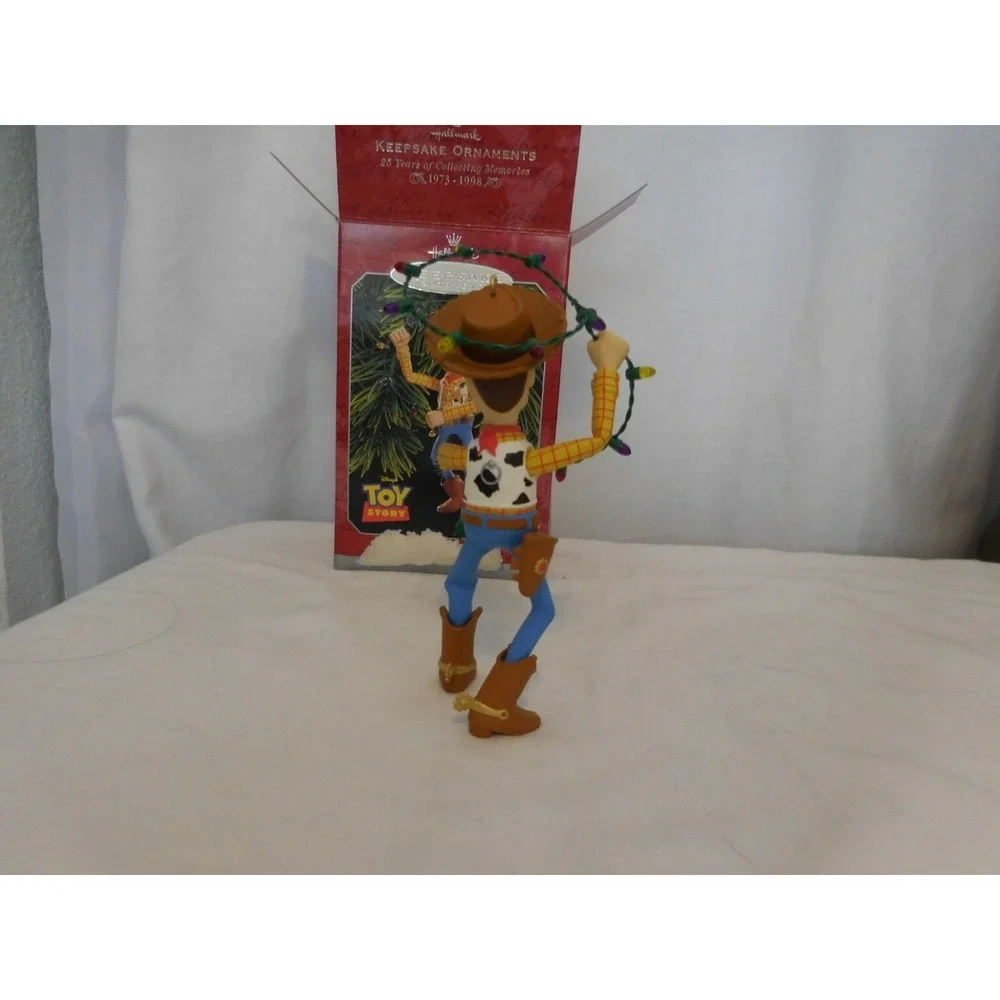 Hallmark Keepsake Ornament Walt Disney Toy Story Woody the Sheriff 1998